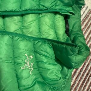 Arc'teryx Cerium line down Green Insulated Quilted Vest Women S